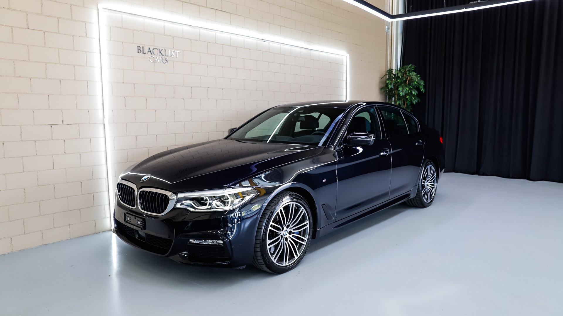 BMW 540d xDrive Steptronic M Sport-image-0