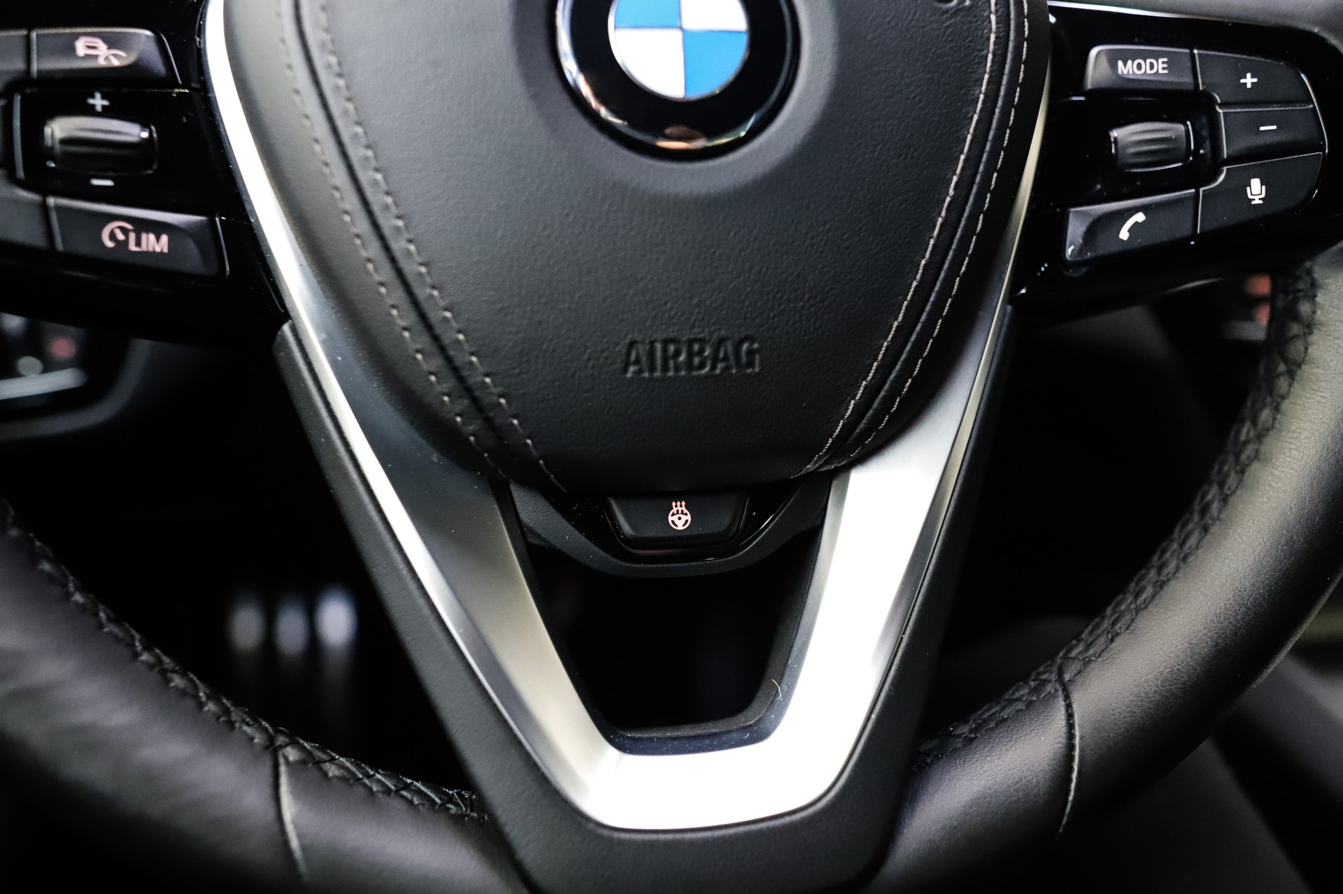 BMW 540d xDrive Steptronic M Sport-image-13