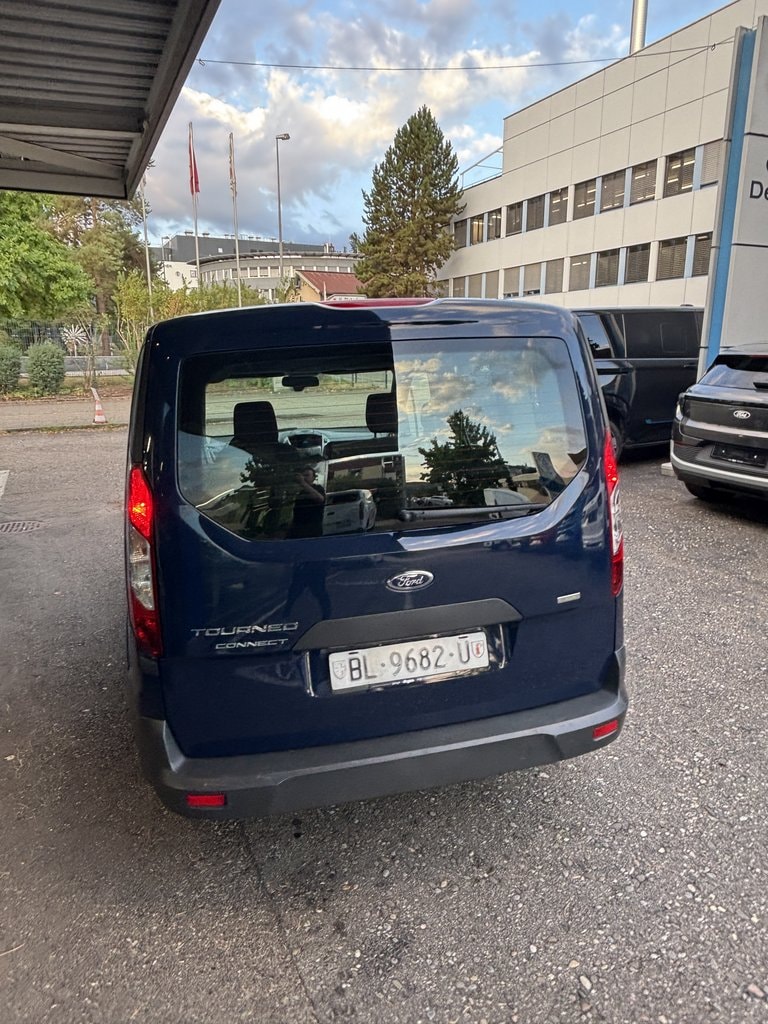 FORD TOURNEO Connect 1.0 EcoB 100 Trend-image-16