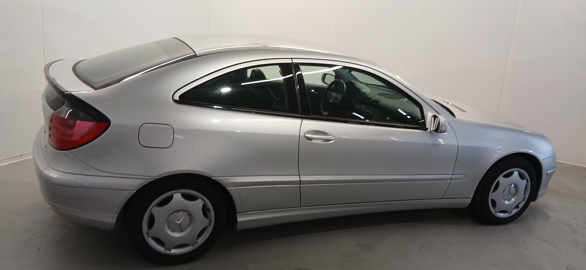 MERCEDES-BENZ C 230 Kompressor-image-8