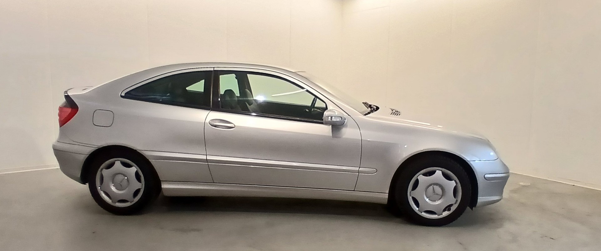 MERCEDES-BENZ C 230 Kompressor-image-3