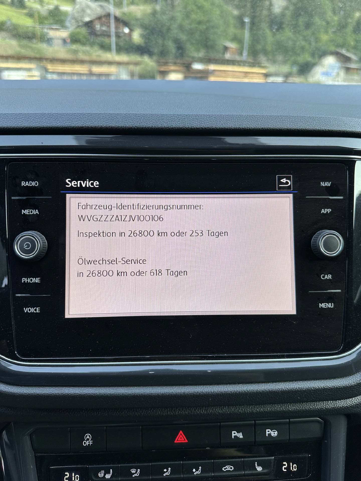 VW T-Roc 2.0 TSI Sport DSG 4motion-image-11