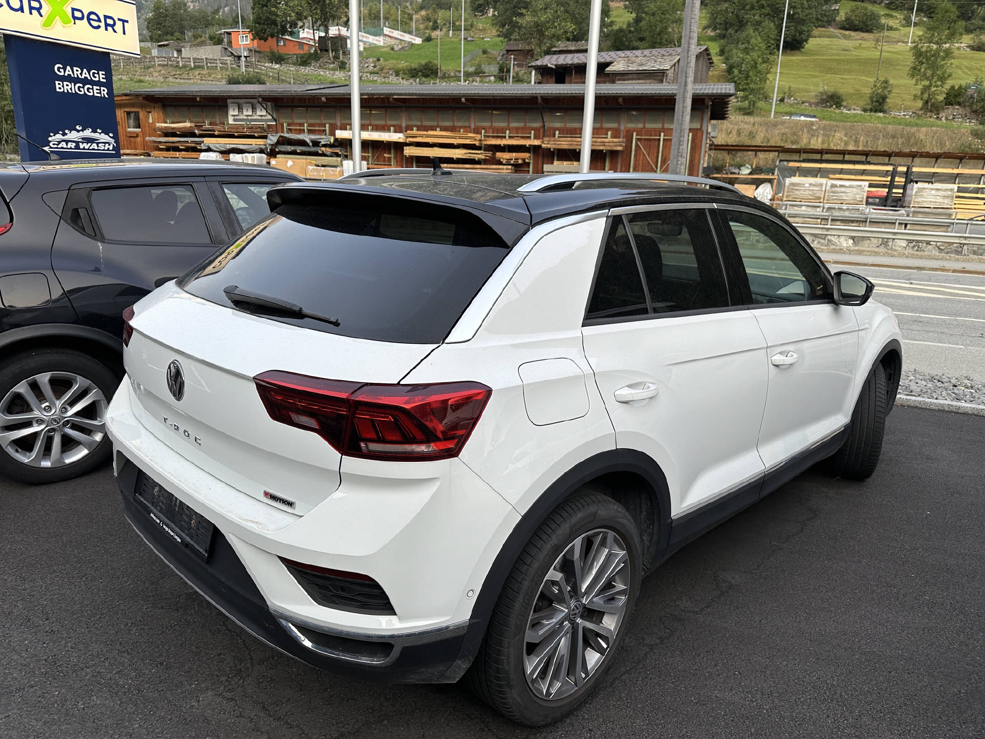 VW T-Roc 2.0 TSI Sport DSG 4motion-image-3