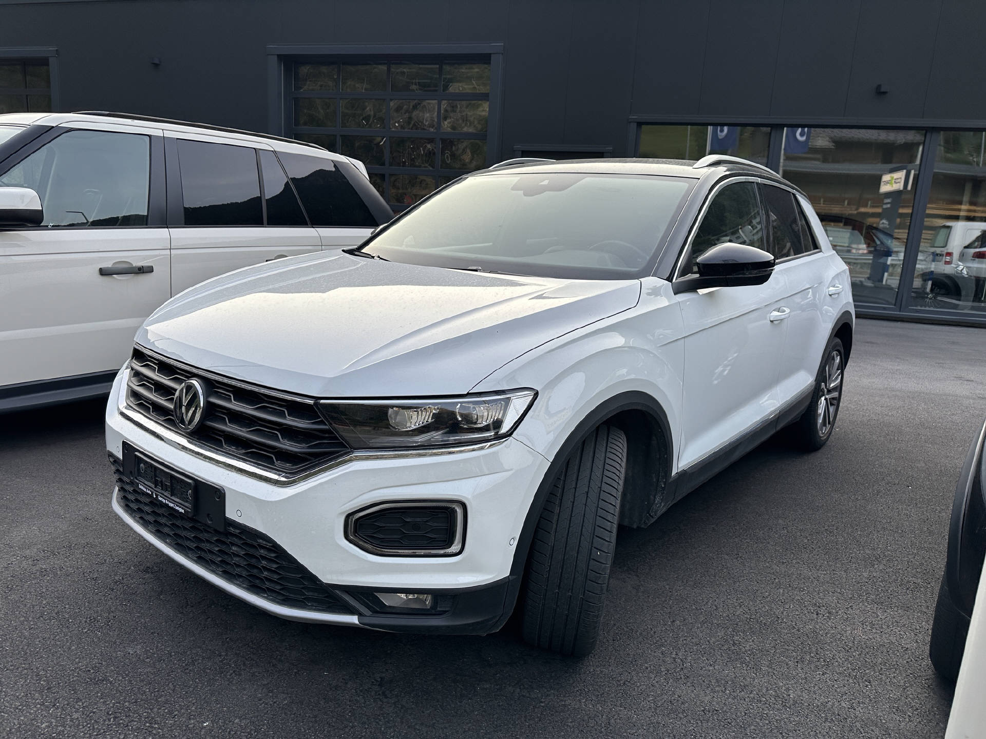 VW T-Roc 2.0 TSI Sport DSG 4motion-image-2