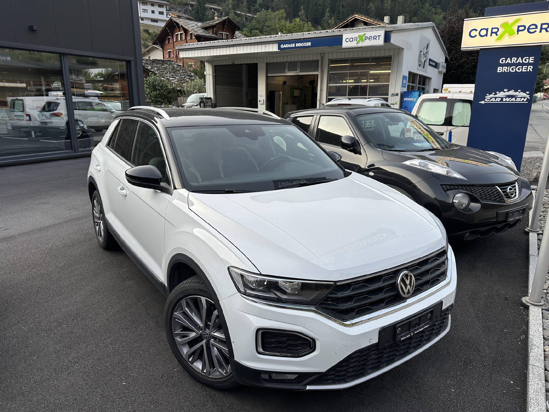 VW T-Roc 2.0 TSI Sport DSG 4motion-image-0
