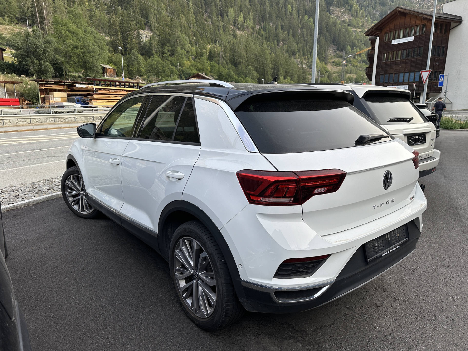 VW T-Roc 2.0 TSI Sport DSG 4motion-image-4