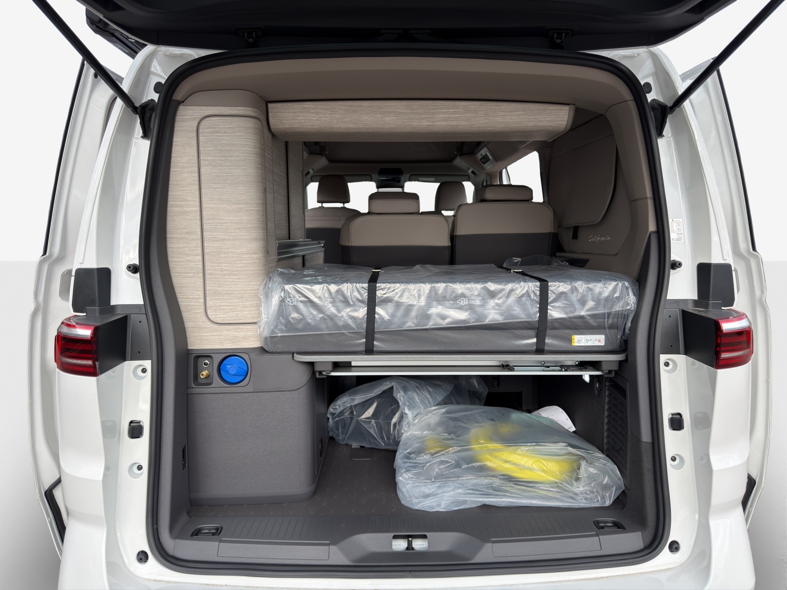 VW California eHybrid Ocean Liberty 4Motion-image-12