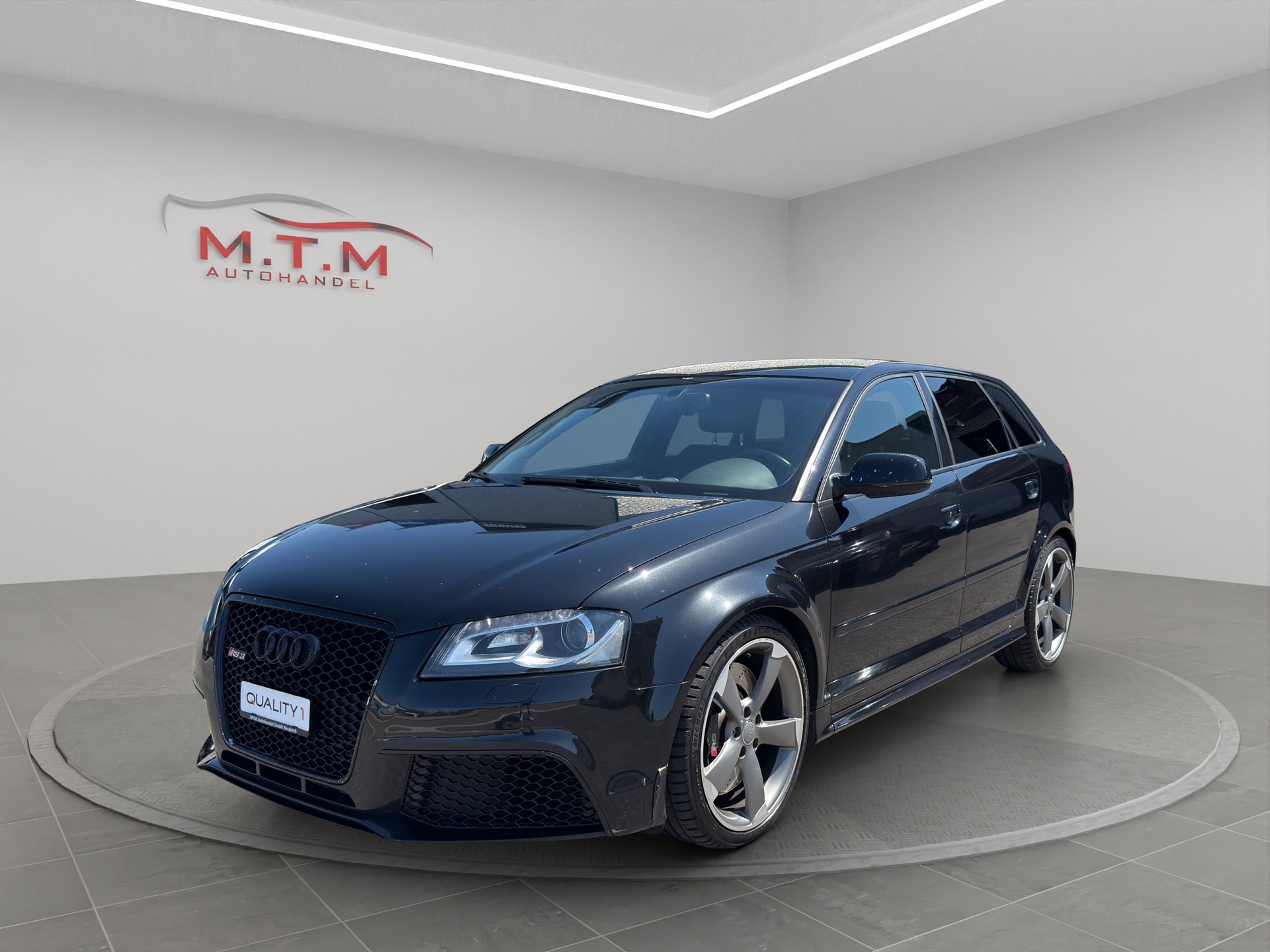 AUDI RS3 Sportback 2.5 TFSI quattro S-tronic-image-5