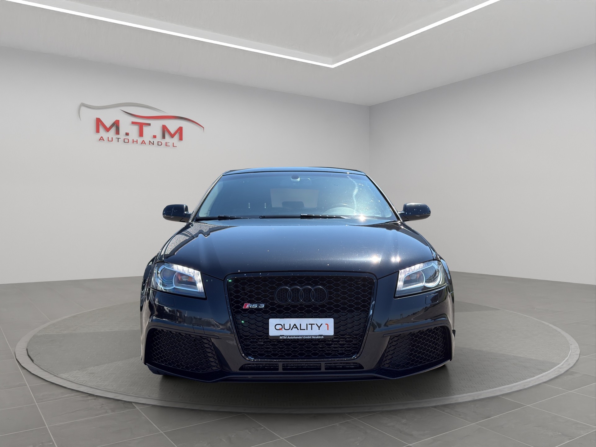 AUDI RS3 Sportback 2.5 TFSI quattro S-tronic-image-2