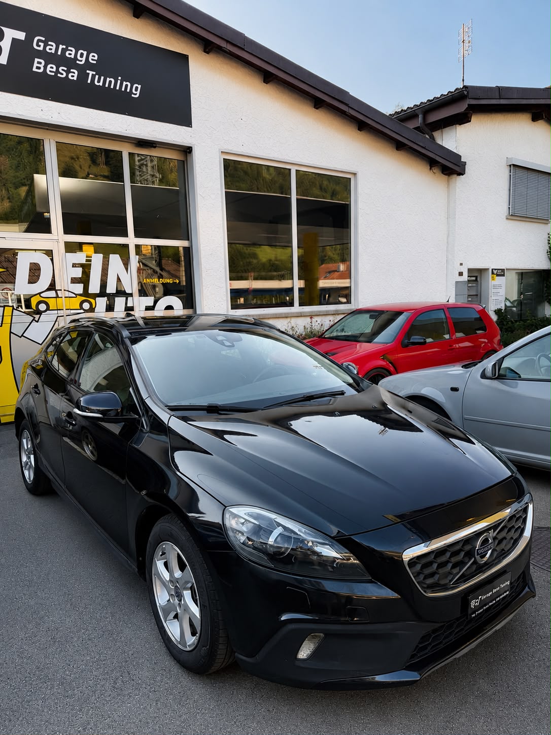 VOLVO V40 Cross Country T4 2.0 AWD Family Ed. Geartr.-image-12