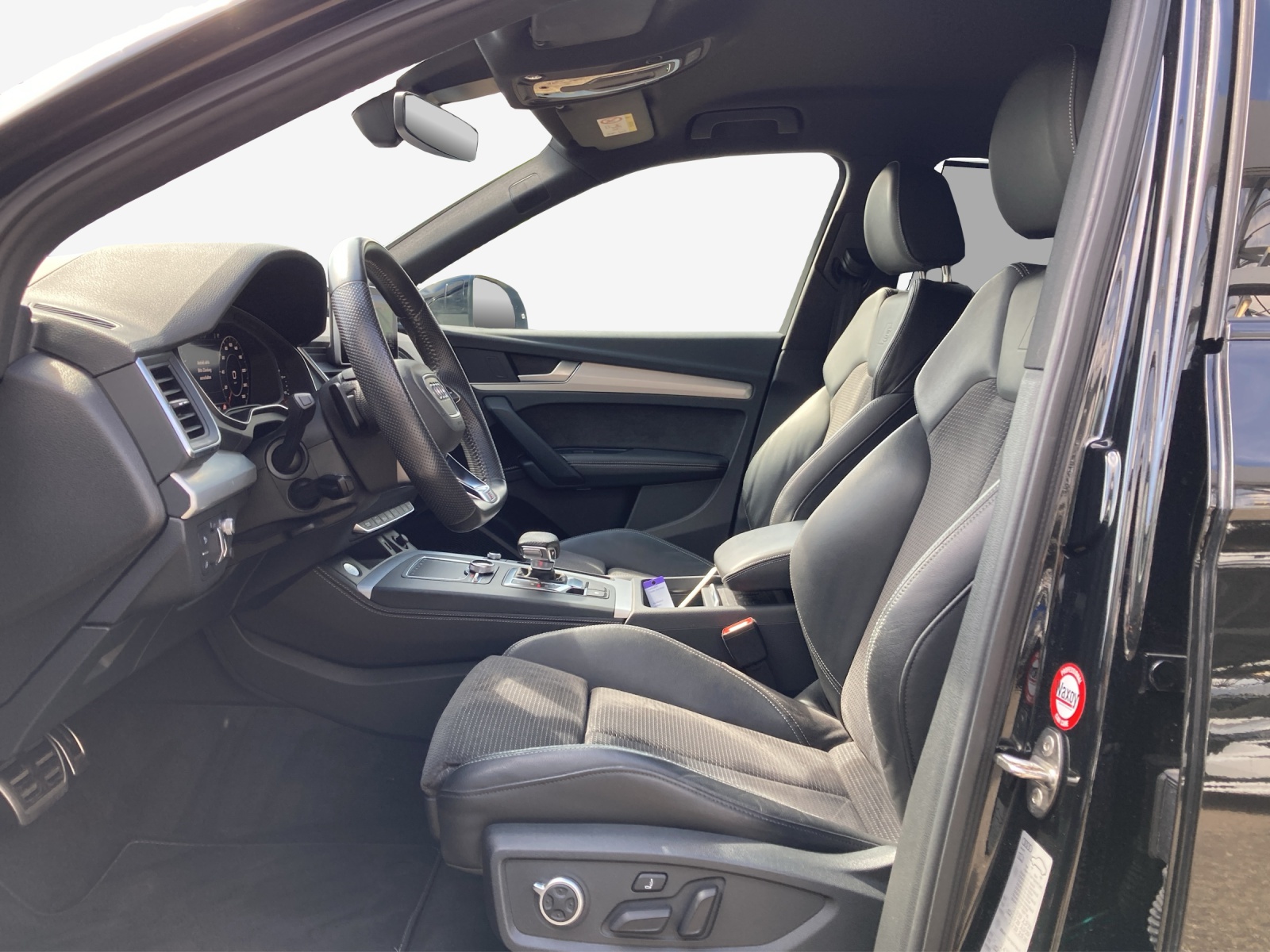 AUDI Q5 45 TFSI quattro S-tronic-image-7