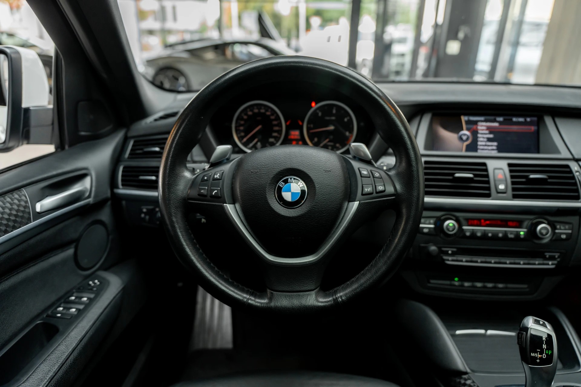 BMW X6 xDrive 40d Steptronic-image-16