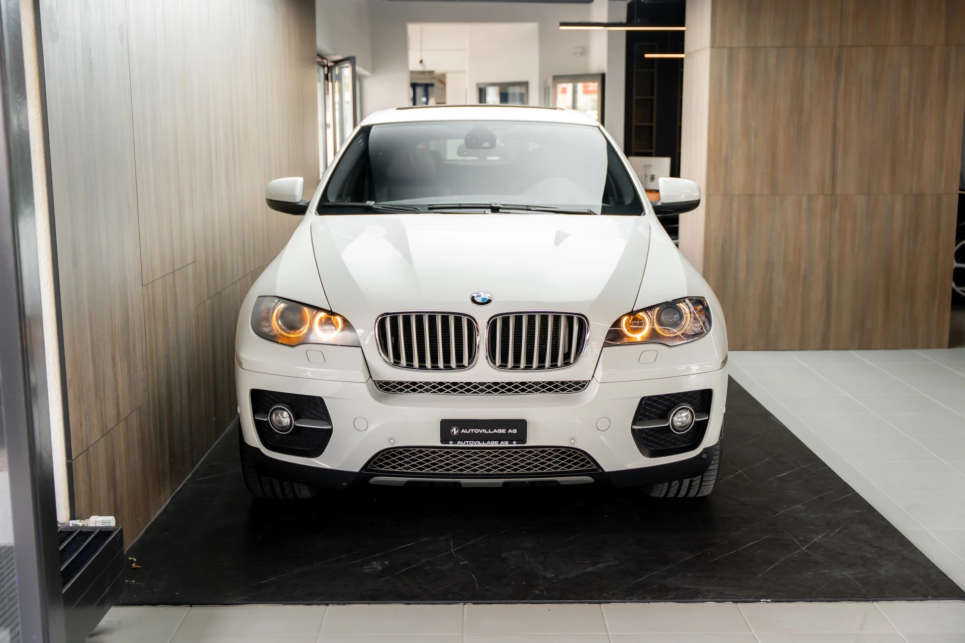 BMW X6 xDrive 40d Steptronic-image-24