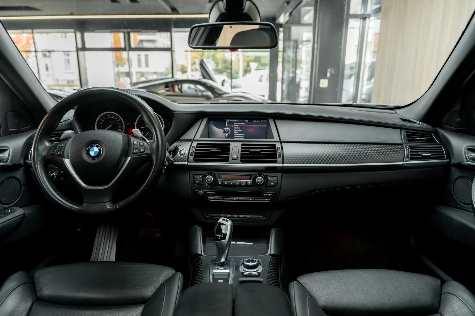 BMW X6 xDrive 40d Steptronic-image-2