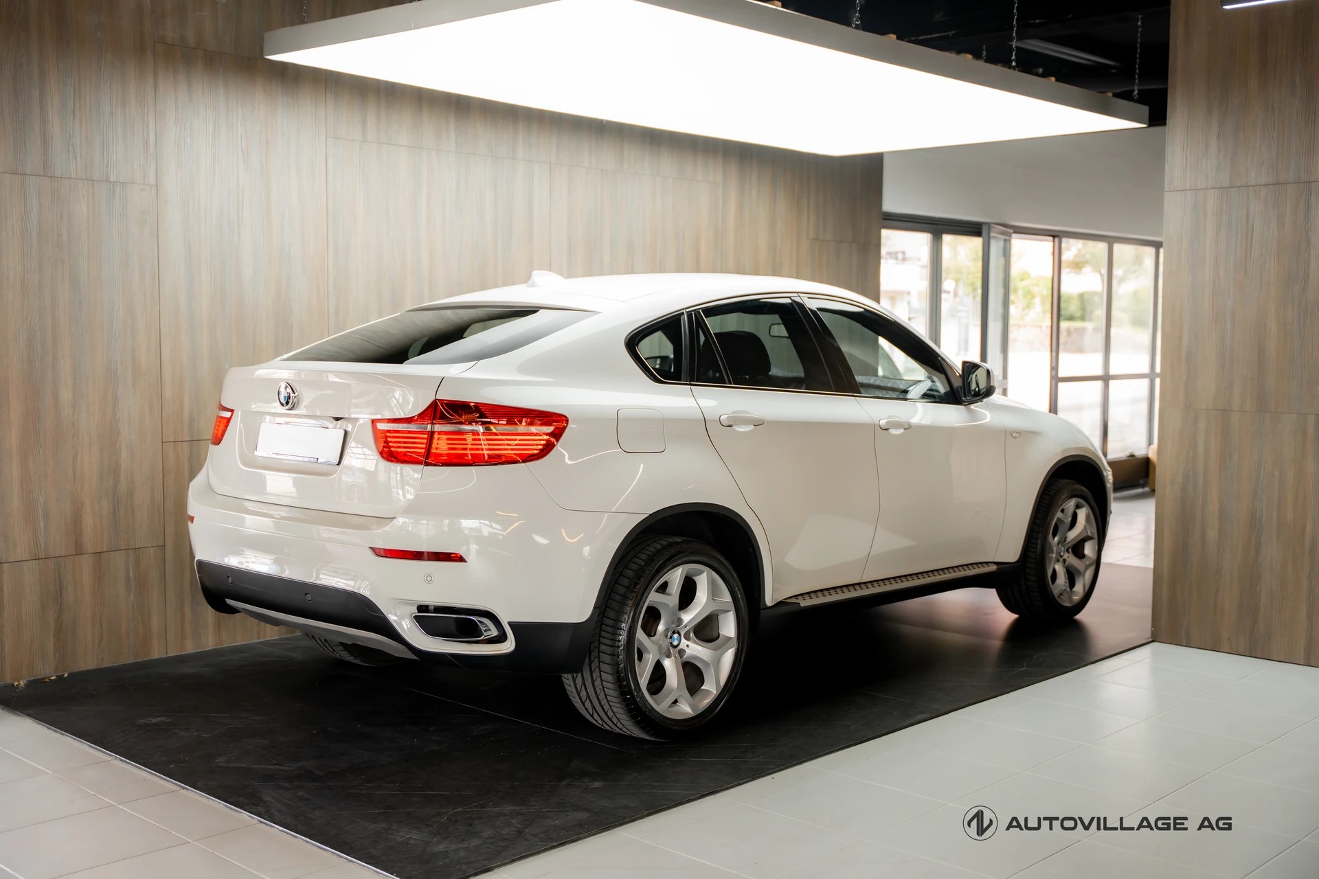BMW X6 xDrive 40d Steptronic-image-1