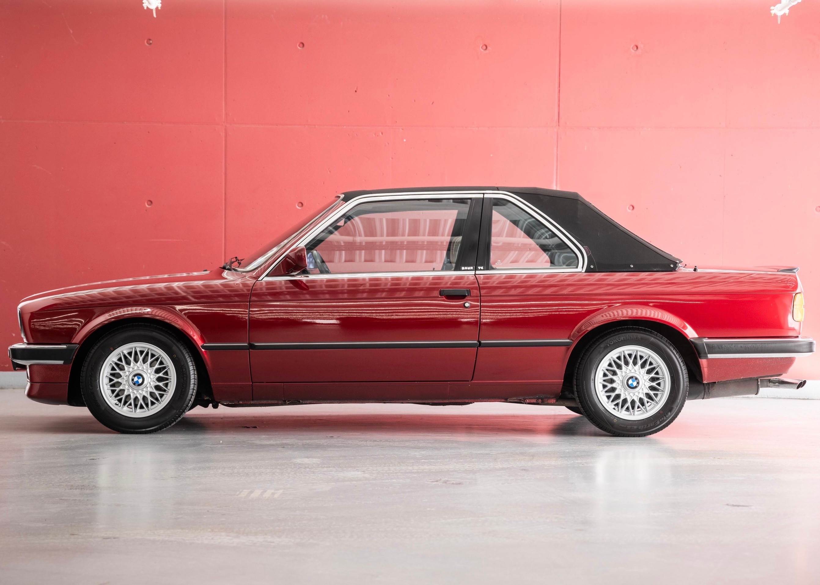 Image BMW 323 323i E30 Baur TC (2nd hand Swiss car, 100% original, fully documented, never restored)