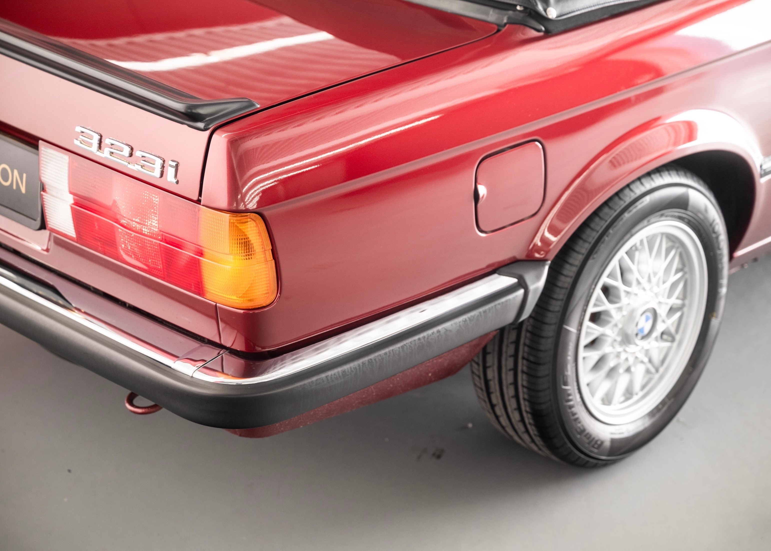 Image BMW 323 323i E30 Baur TC (2nd hand Swiss car, 100% original, fully documented, never restored)
