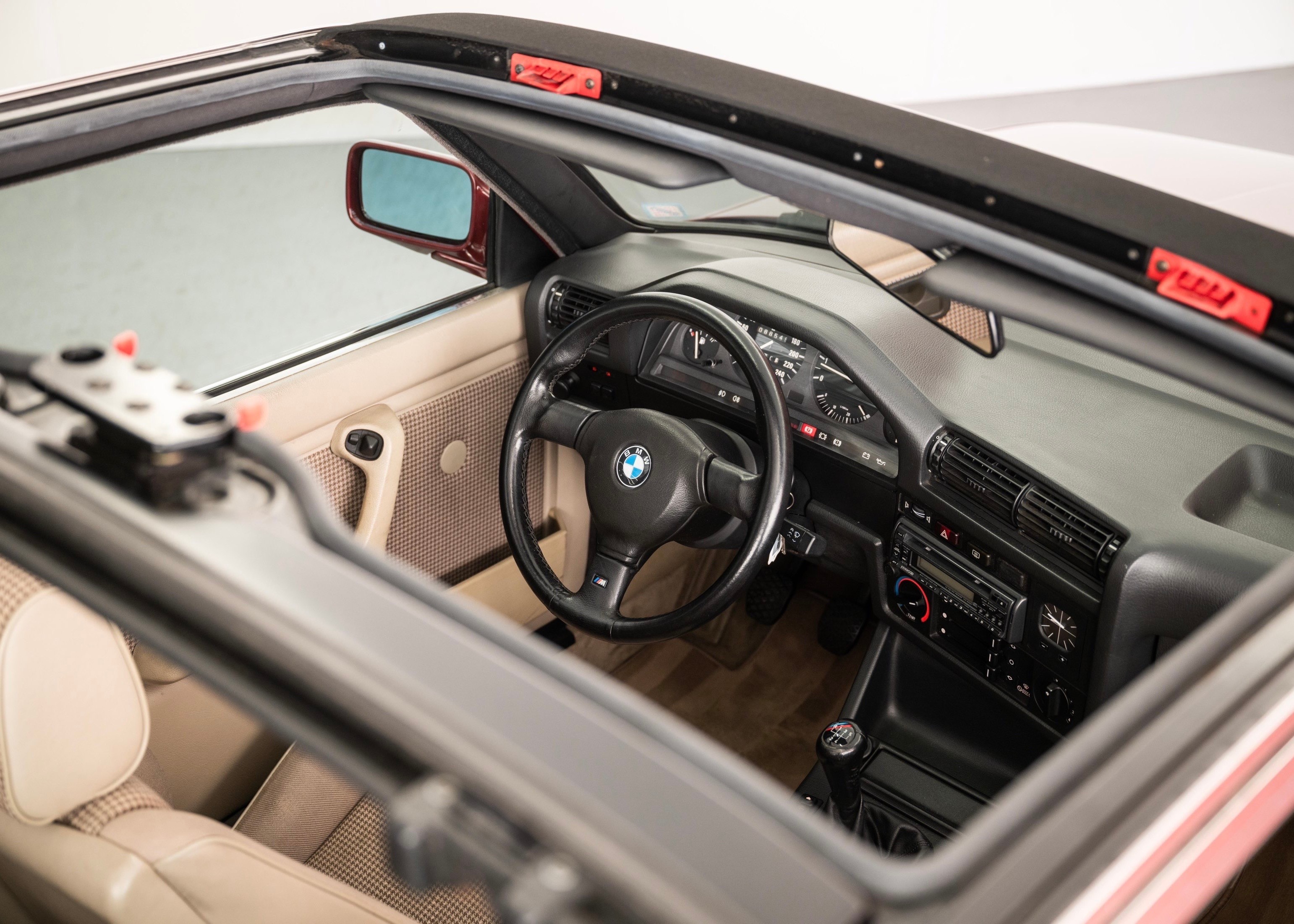 Image BMW 323 323i E30 Baur TC (2nd hand Swiss car, 100% original, fully documented, never restored)