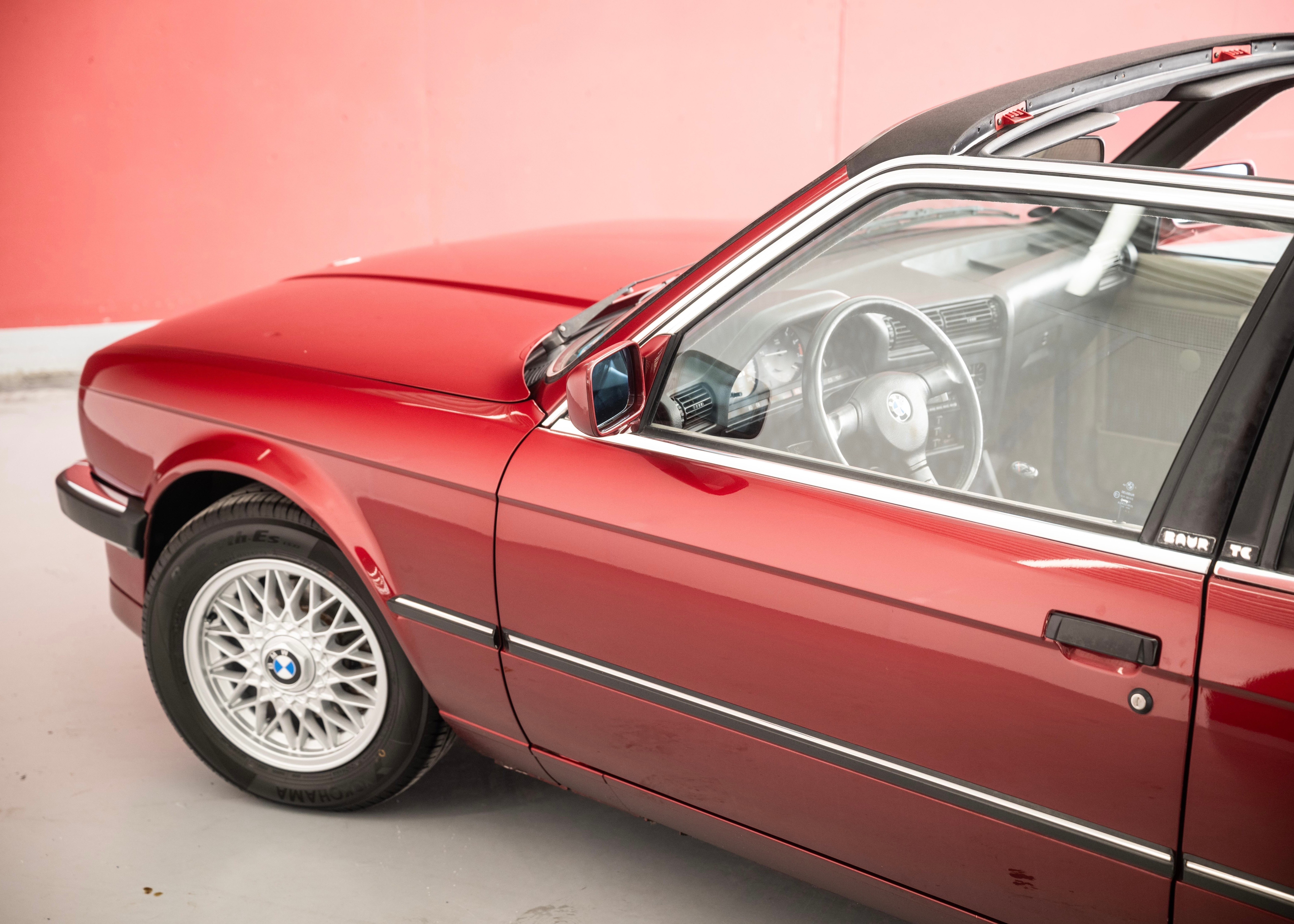 Image BMW 323 323i E30 Baur TC (2nd hand Swiss car, 100% original, fully documented, never restored)