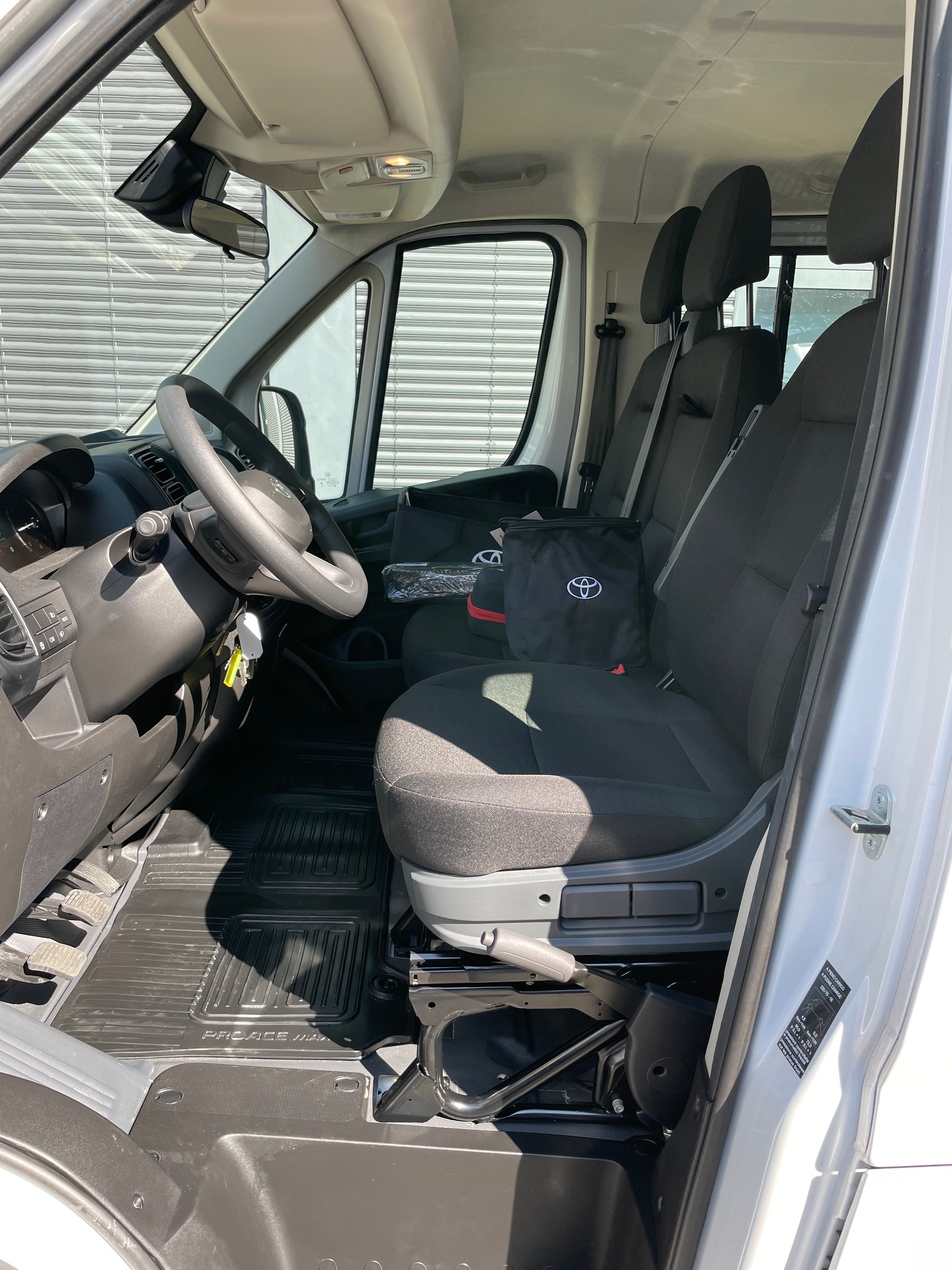 TOYOTA Proace MAX 2.2D DoKa 3,5t L3-image-10