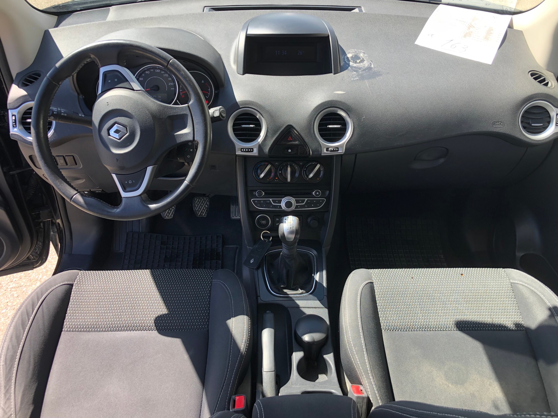 RENAULT Koleos 2.5 Dynamique 4x4-image-12