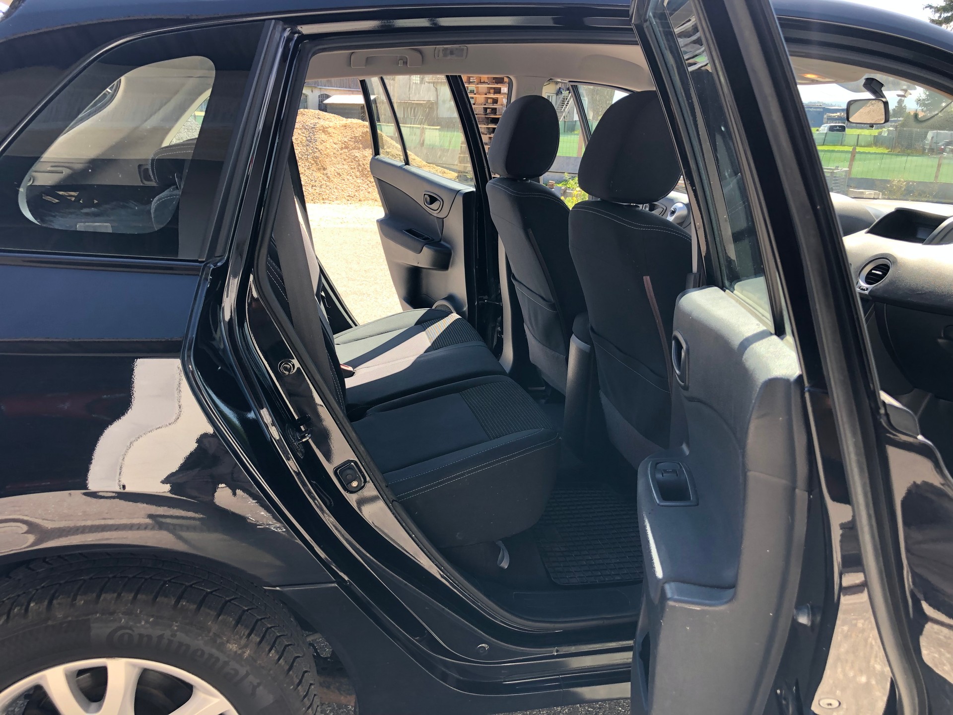 RENAULT Koleos 2.5 Dynamique 4x4-image-8