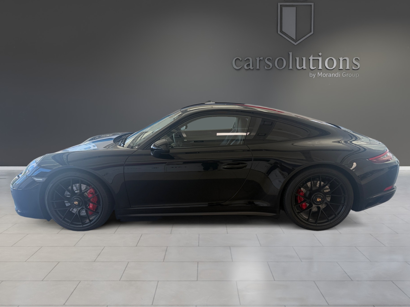 PORSCHE Carrera GTS-showroom-element-1