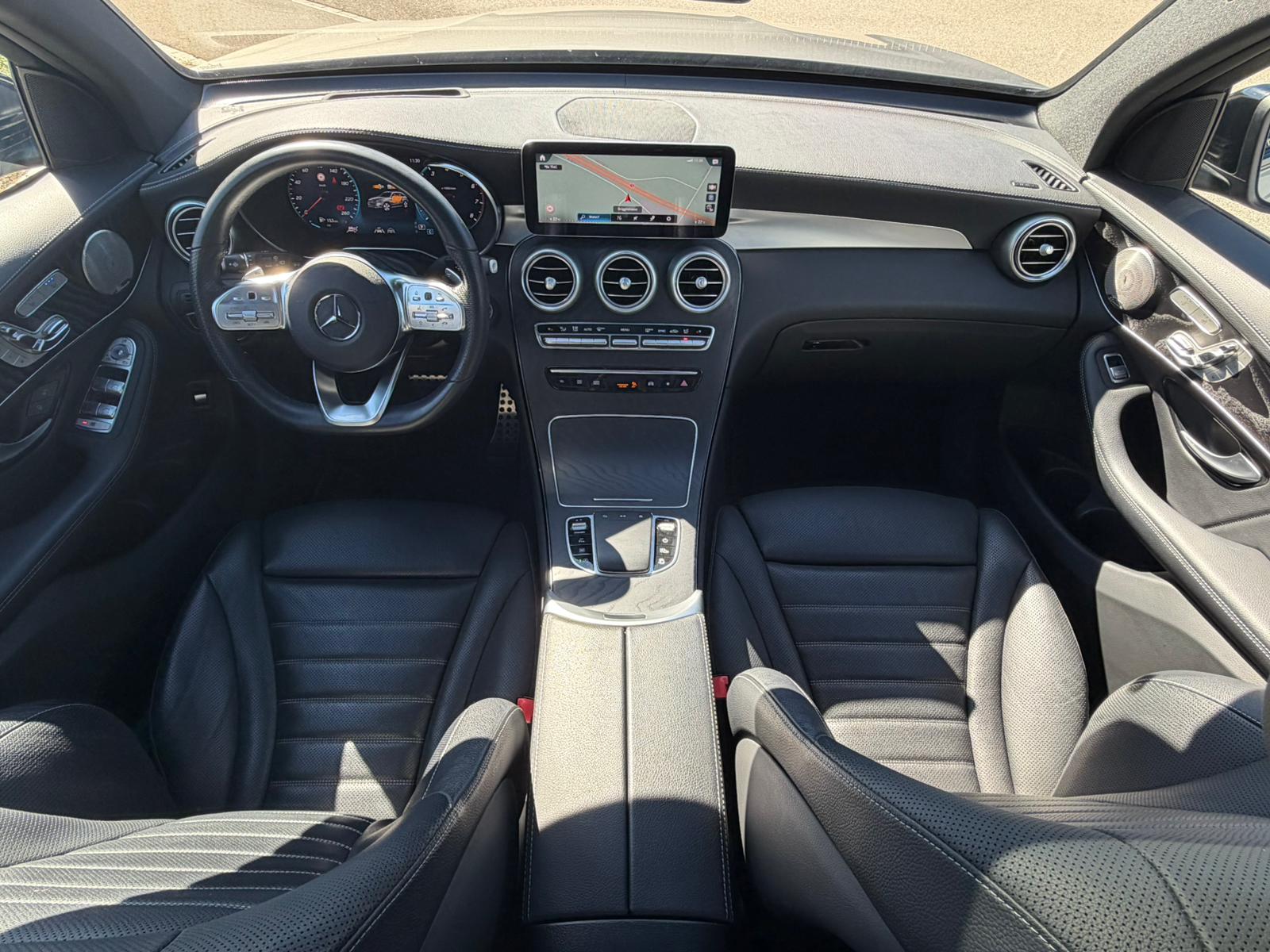MERCEDES-BENZ GLC 300 AMG Line 4Matic 9G-Tronic Mojave Silber-image-8