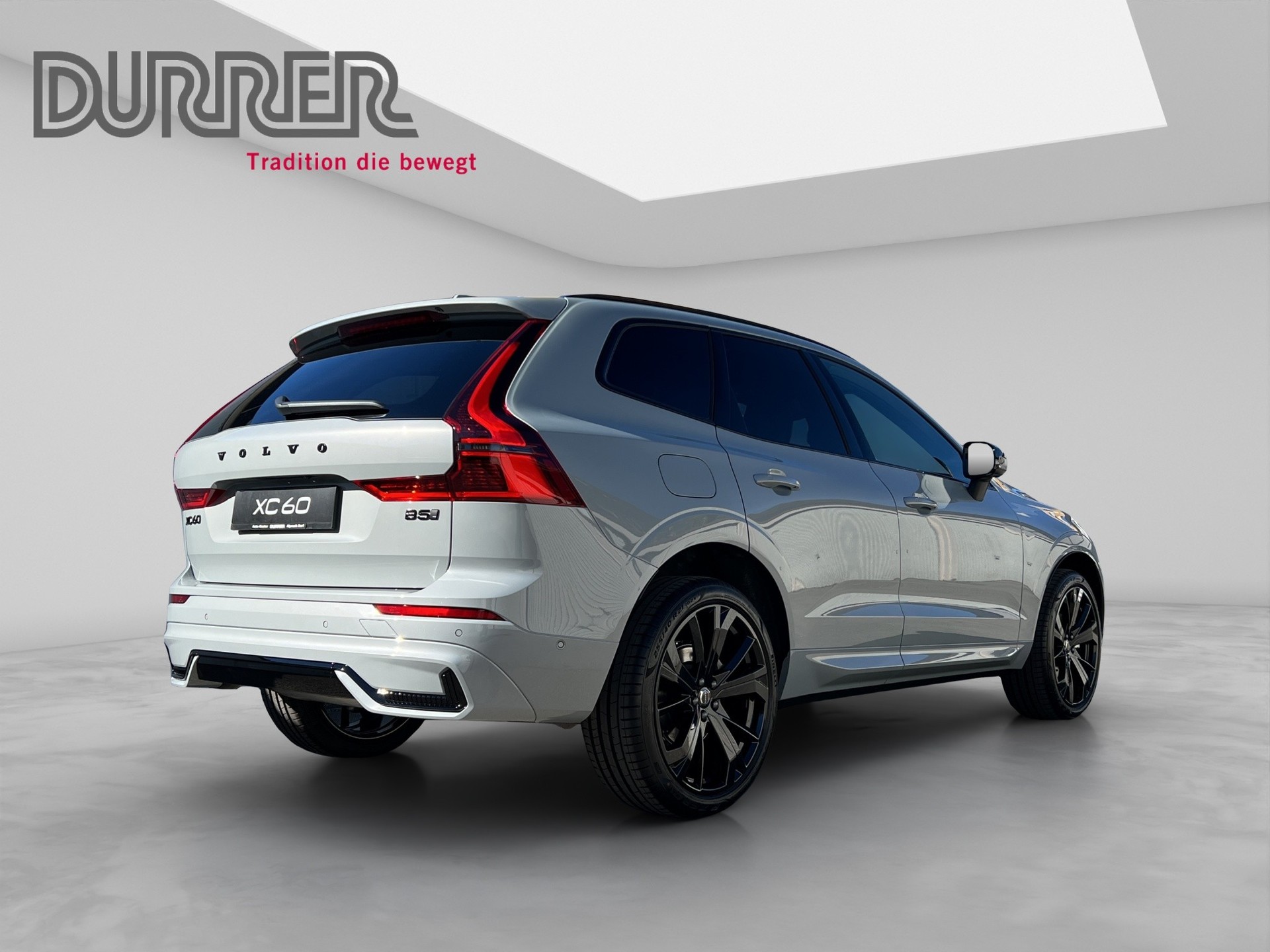 VOLVO XC60 2.0 B5 MH Black Edition AWD-image-3