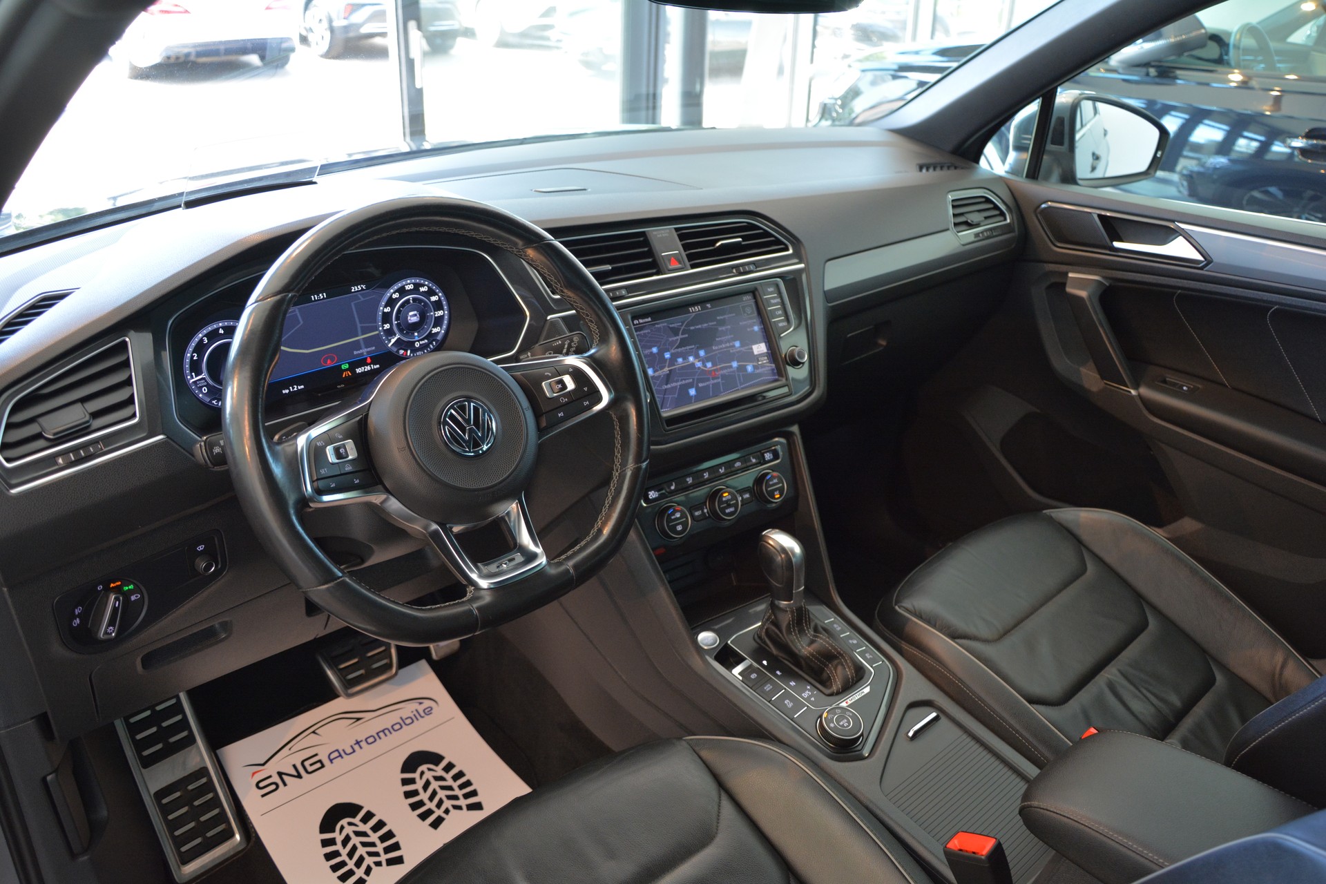 VW Tiguan 2.0TSI Highline 4Motion DSG R-Line-image-9