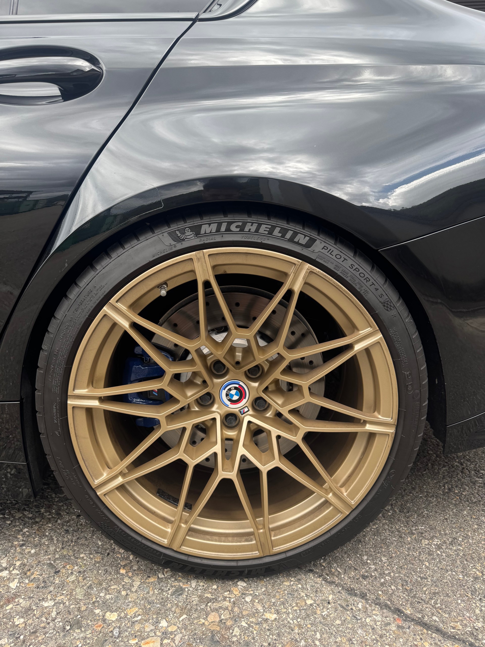 BMW M3 Competition M xDrive-image-7
