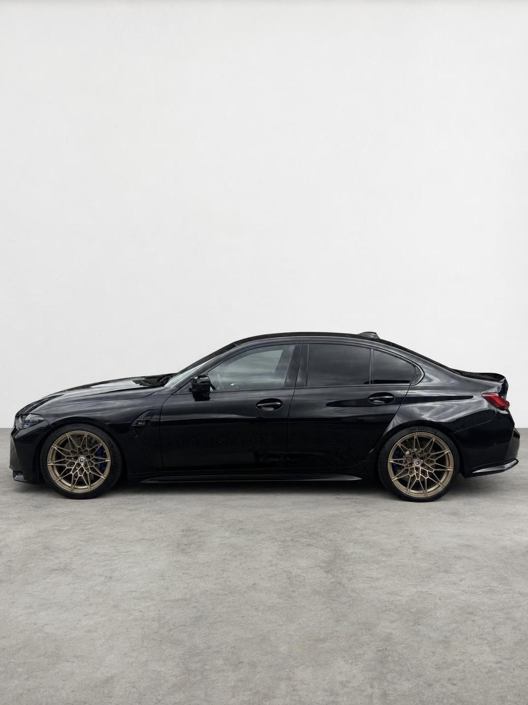BMW M3 Competition M xDrive-image-3