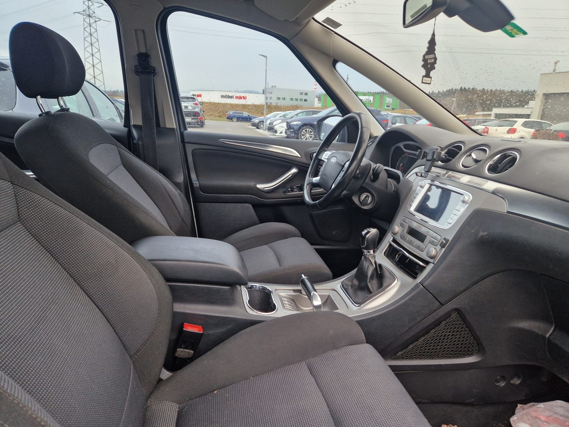 FORD S-Max 2.0i Titanium-image-7