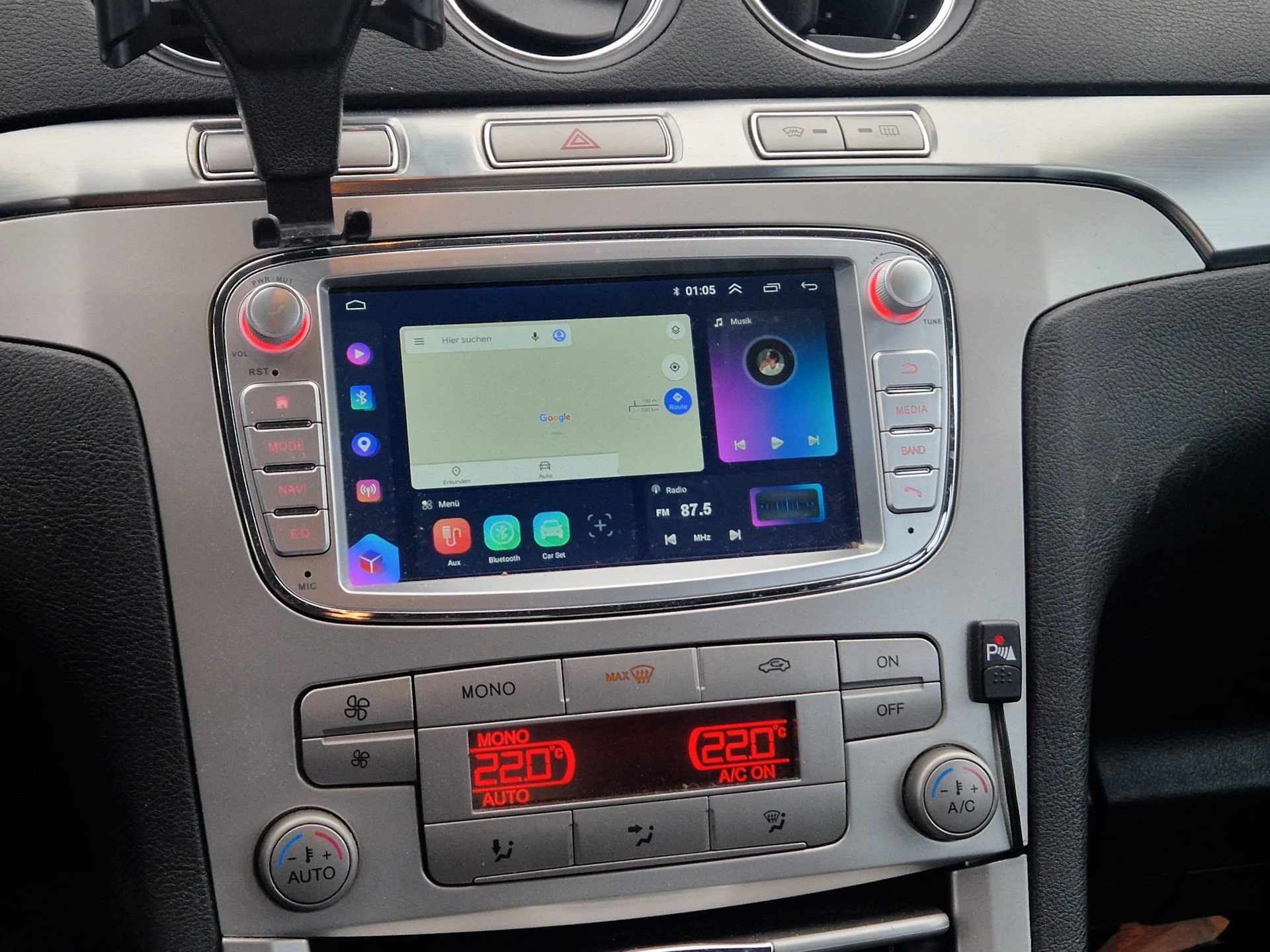 FORD S-Max 2.0i Titanium-image-10