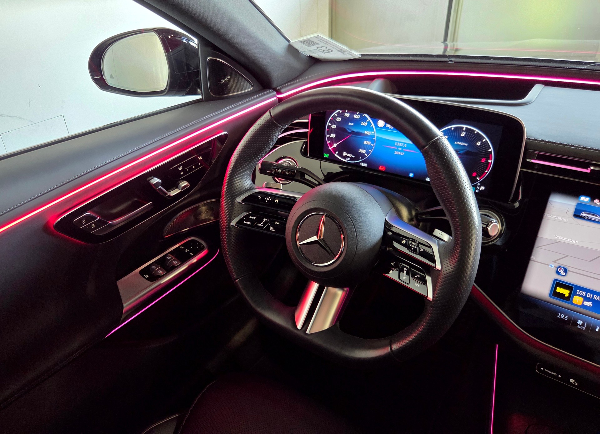 MERCEDES-BENZ E 450 d AMG Line 4matic Kombi-image-16