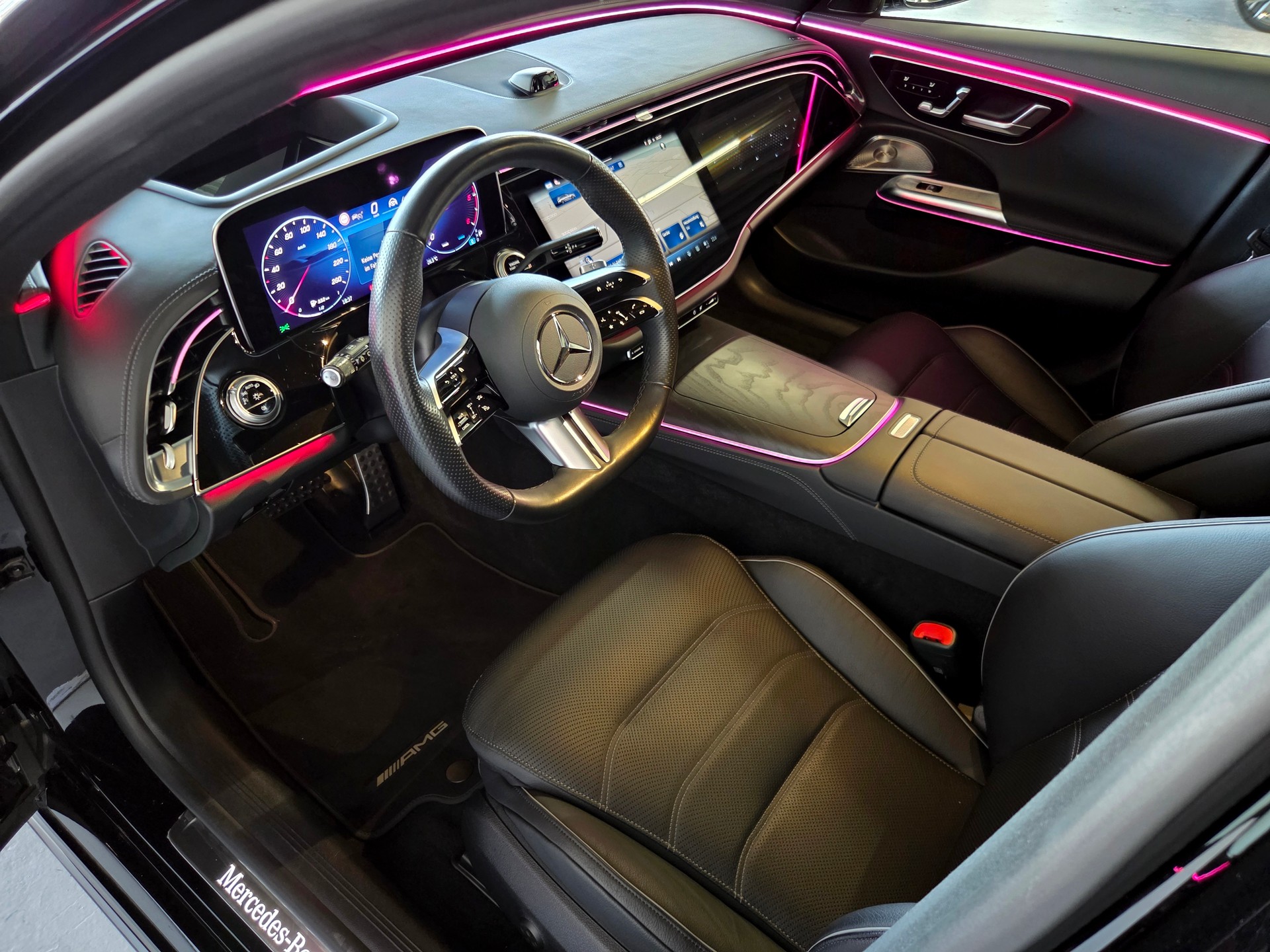 MERCEDES-BENZ E 450 d AMG Line 4matic Kombi-image-3