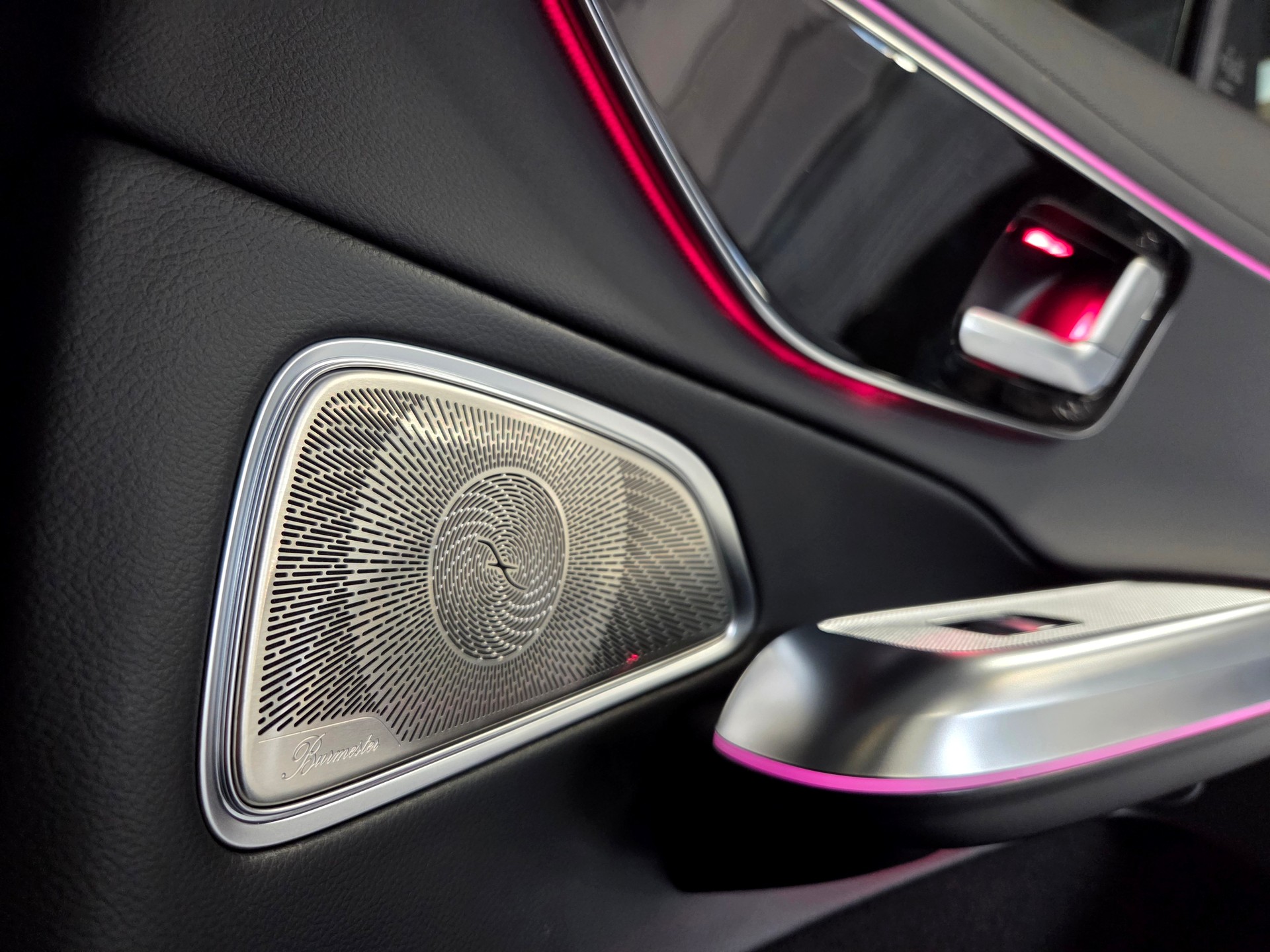 MERCEDES-BENZ E 450 d AMG Line 4matic Kombi-image-23