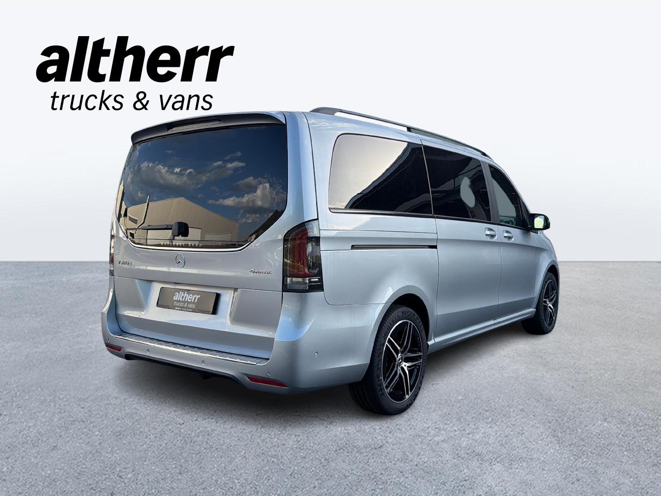 MERCEDES-BENZ V 300 d Swiss Ed. lang 4matic Van-image-4