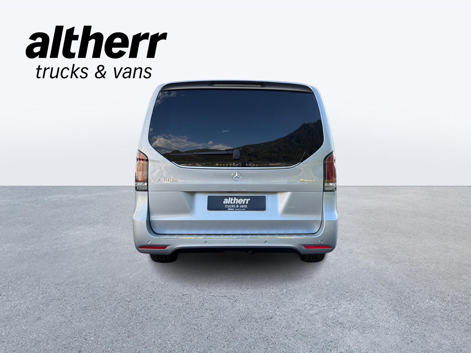 MERCEDES-BENZ V 300 d Swiss Ed. lang 4matic Van-image-3