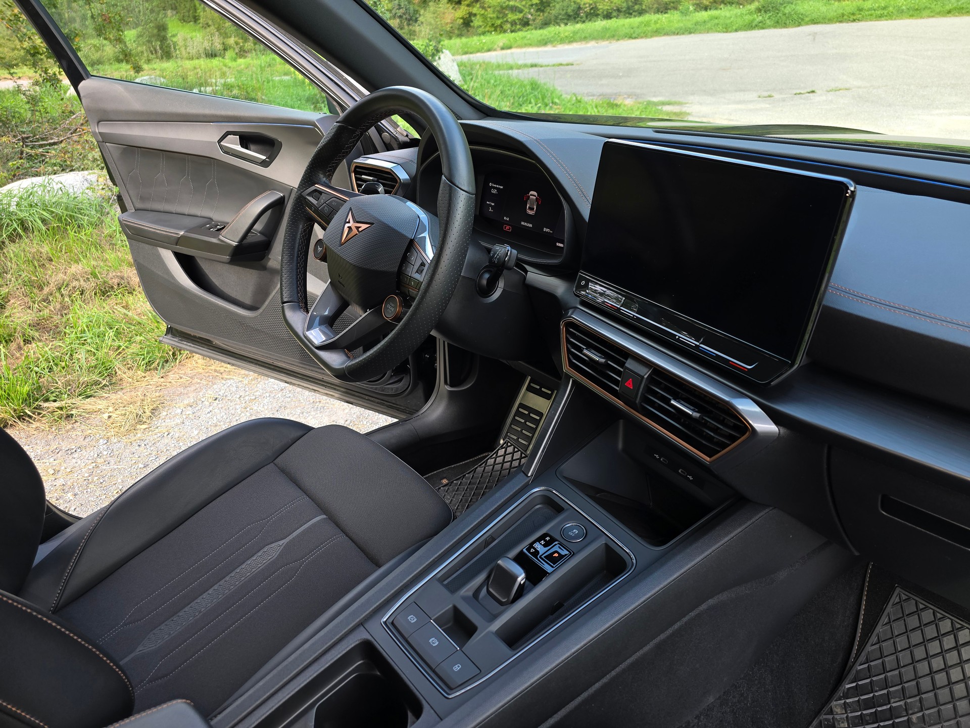 CUPRA Formentor 2.0TSI VZ 4Drive DSG-image-17