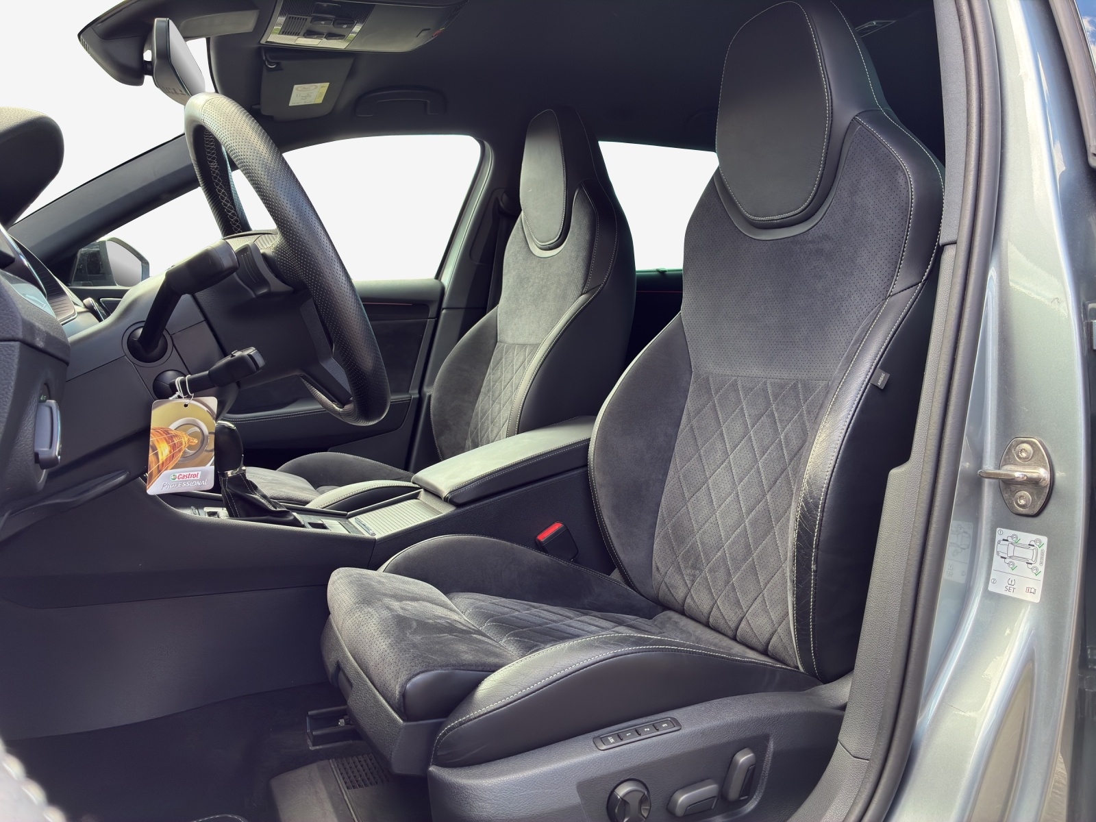 SKODA Superb Combi 2.0 TSI SportLine Plus 4x4 DSG-image-7