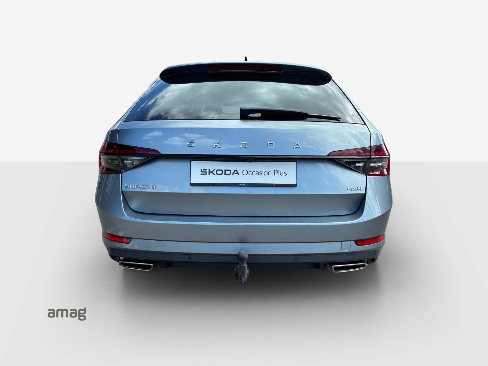 SKODA Superb Combi 2.0 TSI SportLine Plus 4x4 DSG-image-3