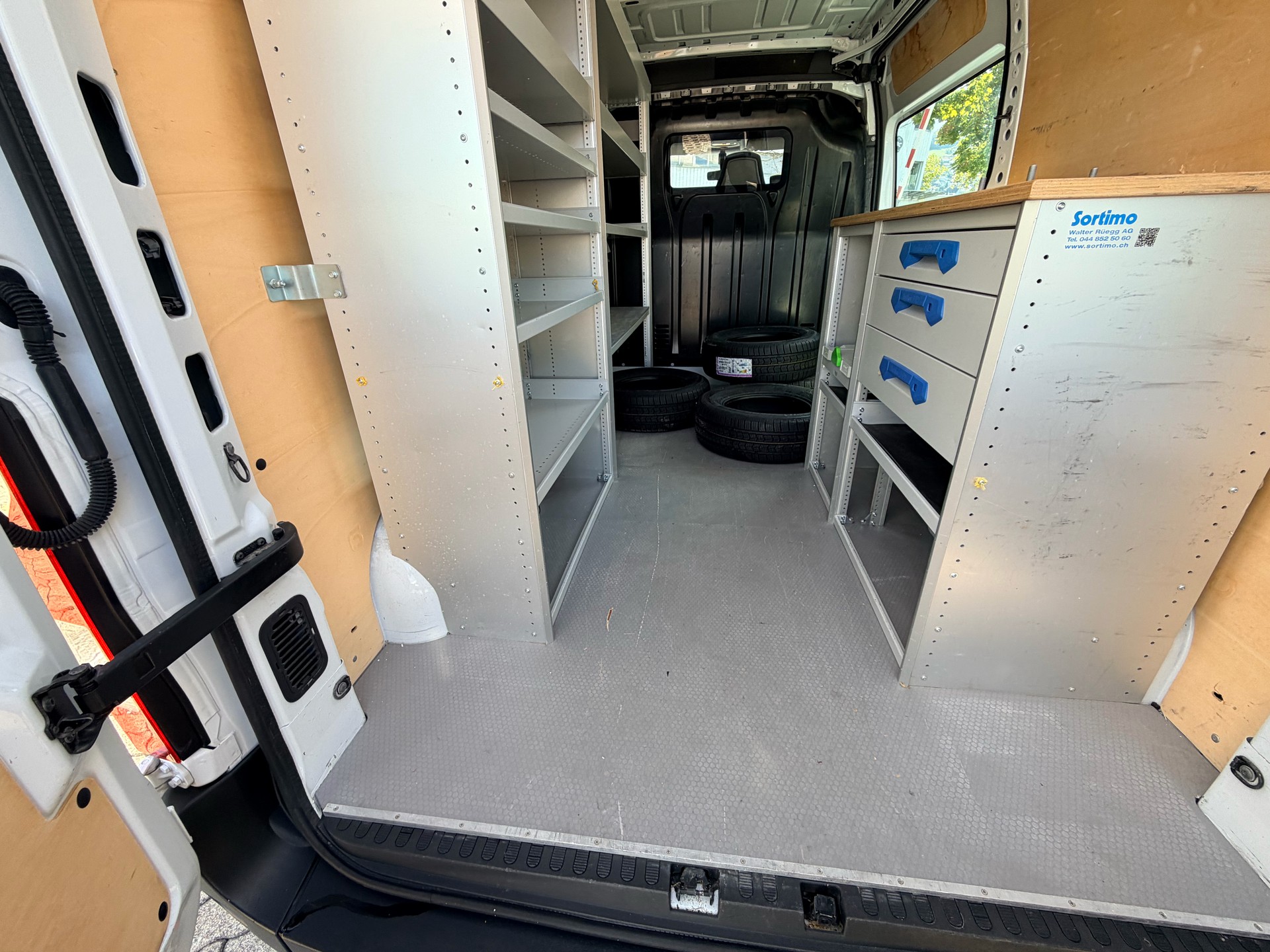 RENAULT Master T35 ENERGY 2.3dCi 145 L2H2-image-14