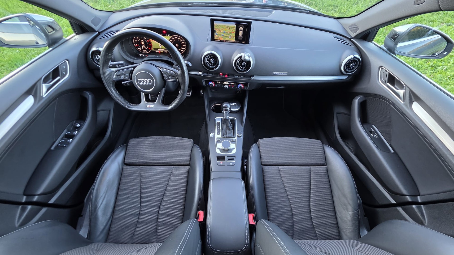 AUDI A3 Sportback 2.0 TFSI Sport quattro S-tronic-image-7
