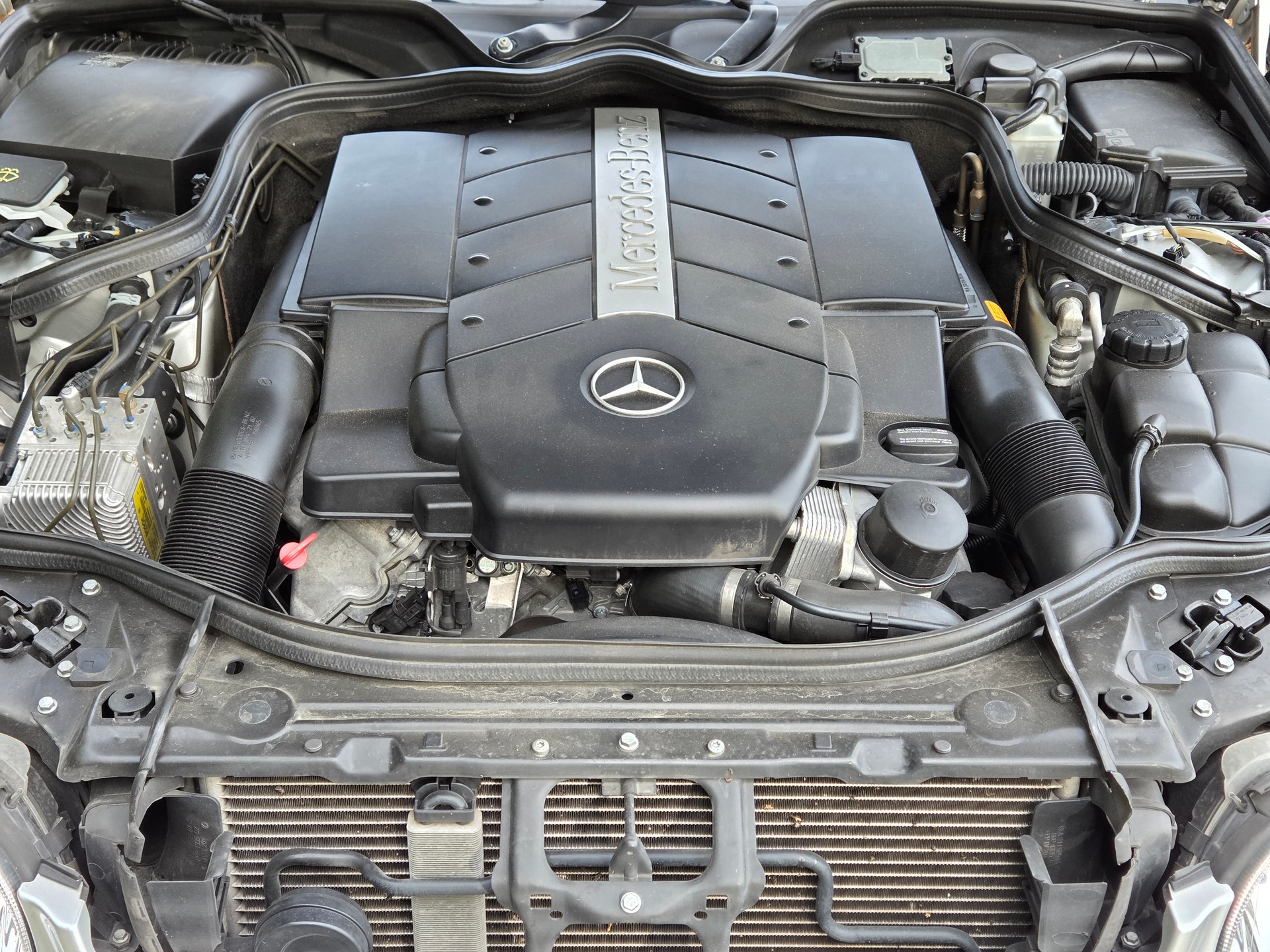 MERCEDES-BENZ E 500 Avantgarde 4Matic Automatic-image-12