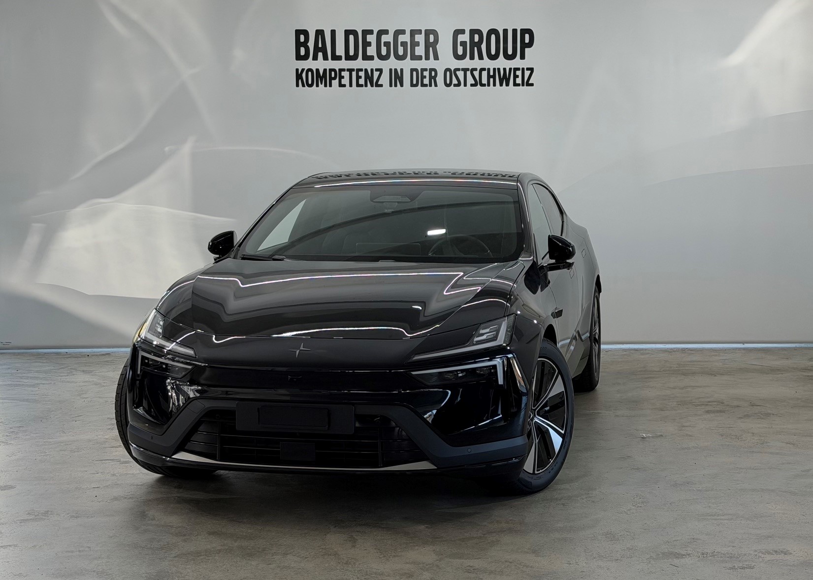 POLESTAR 4 Long Range Single Motor Prim-image-0