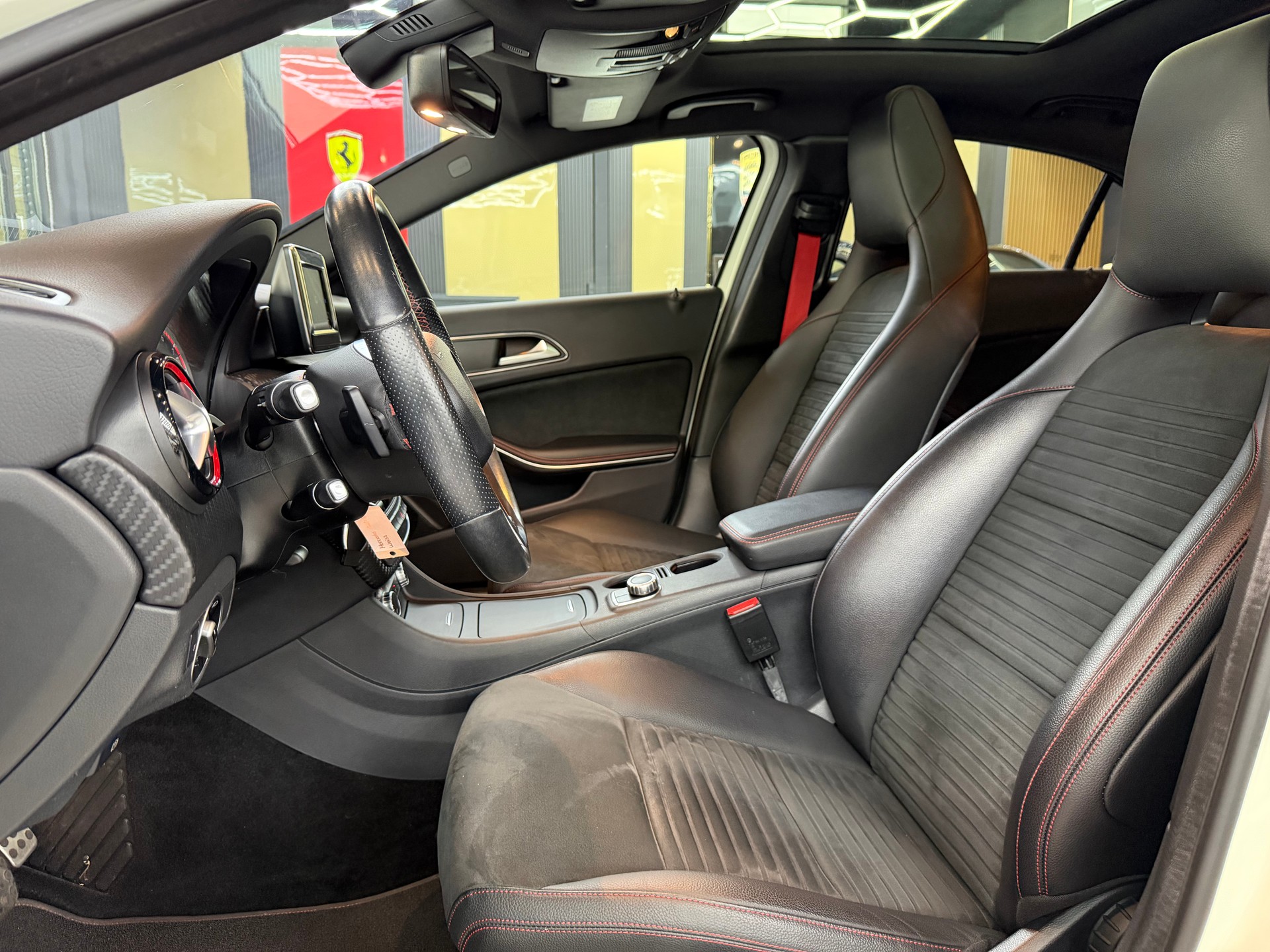 MERCEDES-BENZ A 250 Sport 7G-DCT-image-9