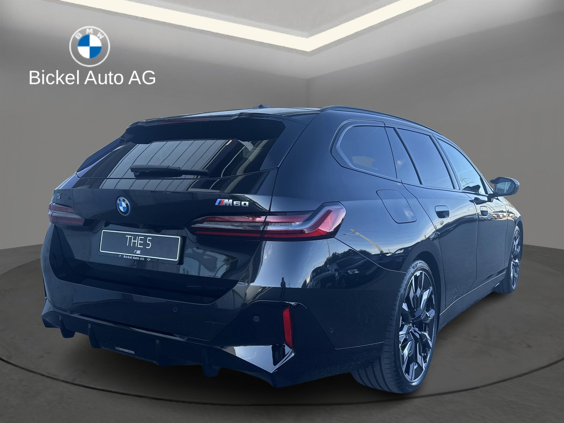 BMW i5 M60 Tour. M Sport Pro-image-3