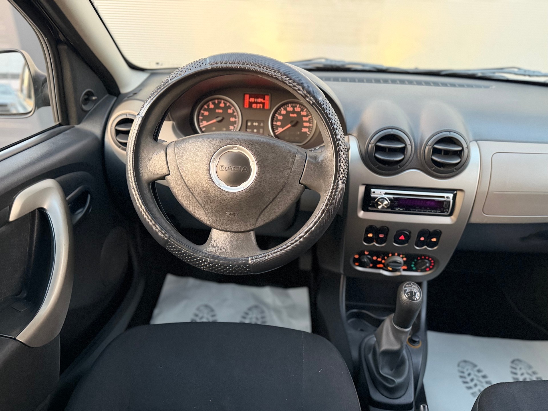 DACIA Sandero 1.2 Ambiance-image-10