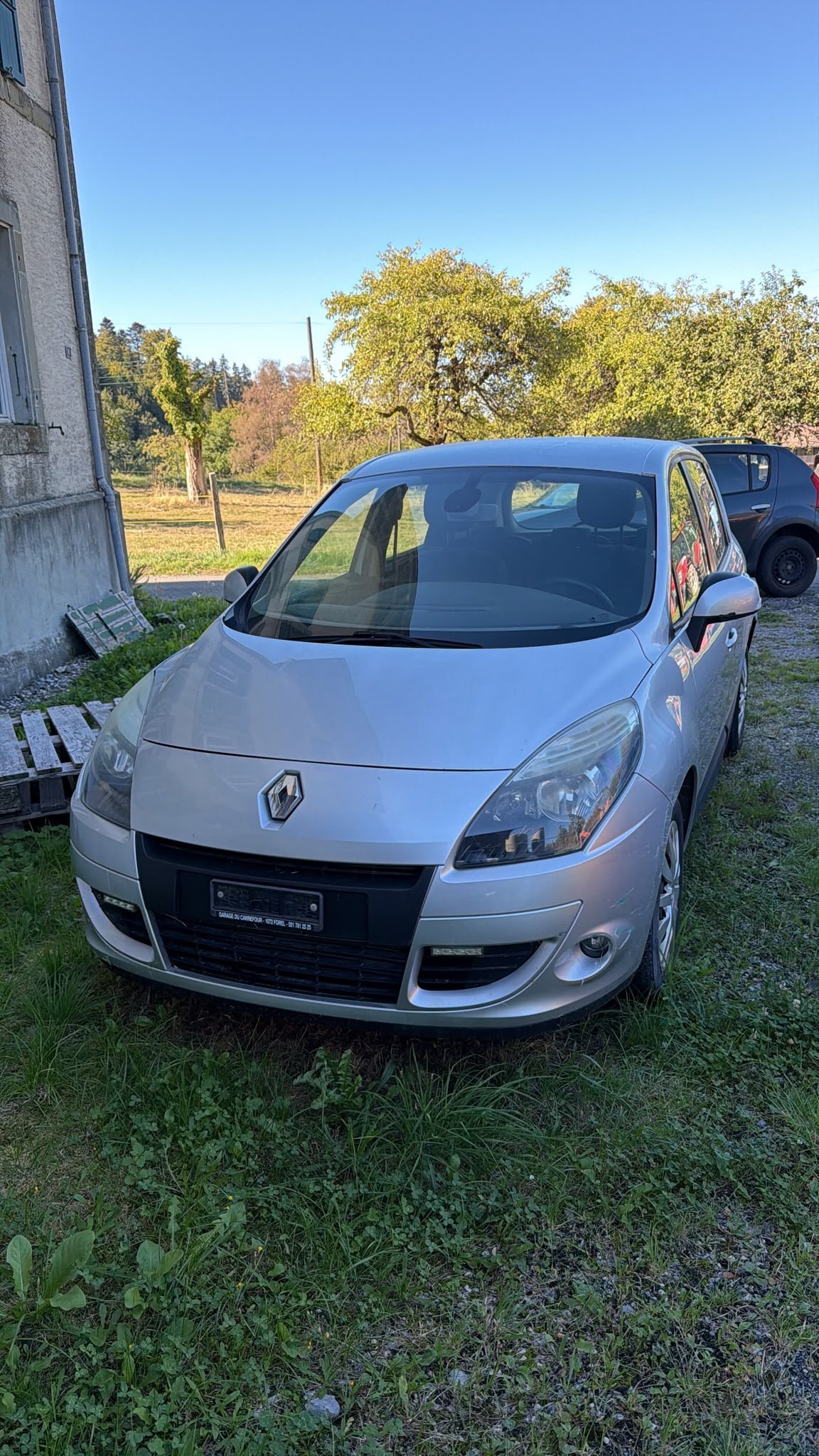 RENAULT Scénic 1.4 16V Turbo Dynamique-image-1